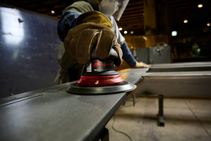 Ingersoll Rand 6 Inch Width 3/32 Inch Orbit Random Orbital Air Sander, 12000 RPM, large image number 5