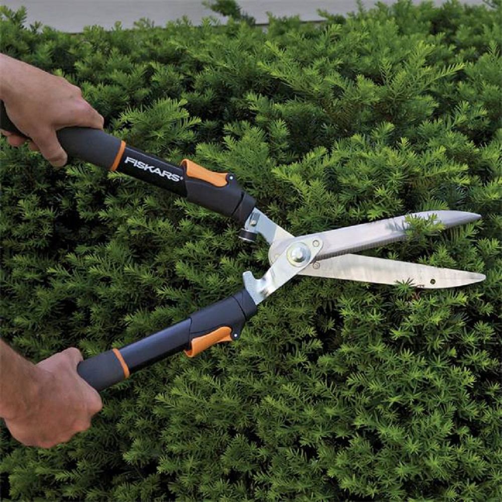 Fiskars extendable shop hedge shears
