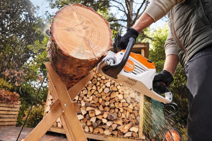 Stihl MSA 80 C-B 35 cm Bar 36V Battery-Powered Chainsaw Kit with Battery, large image number 6