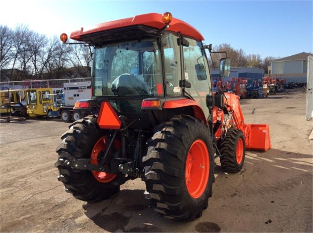 Kubota 60HP Deluxe Utility Tractor - 4WD - Cab with Heat and A/C, large image number 4