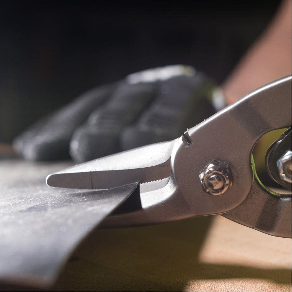 Klein Tools Aviation Snips with Wire Cutter Right, large image number 5