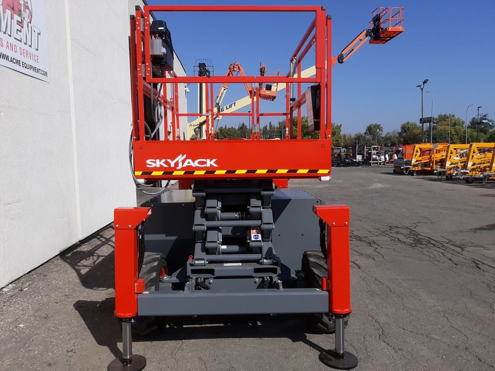 Skyjack Scissor Lift 32' Maximum Platform Height 68in Width Rough Terrain, large image number 9