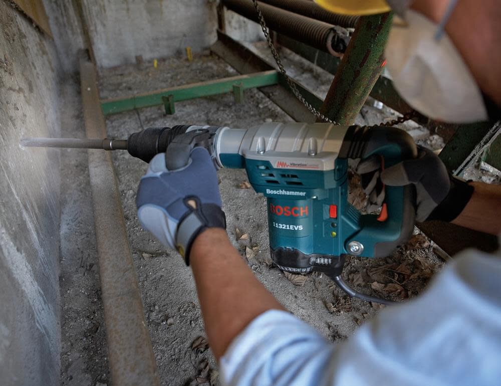 Bosch 13 hot sale amp hammer drill