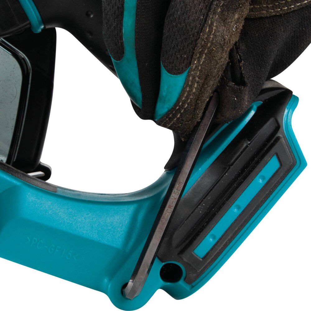Makita 18V LXT Lithium-Ion Cordless 5-3/8in Metal Cutting Saw (Bare Tool), large image number 6