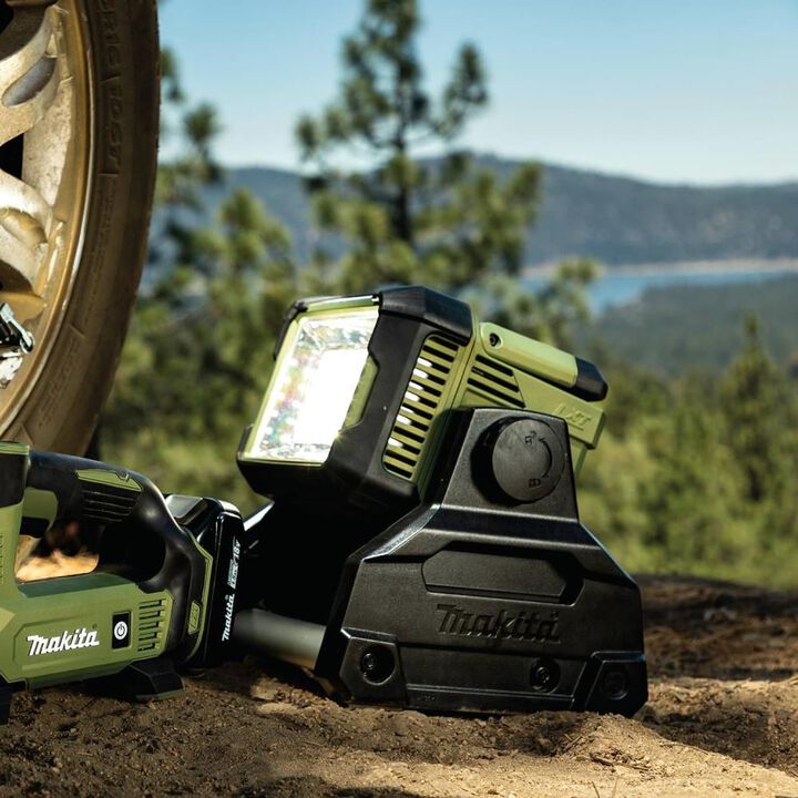 Makita 18V LXT Outdoor Adventure Cordless Corded LED Area Light (Bare Tool), large image number 3