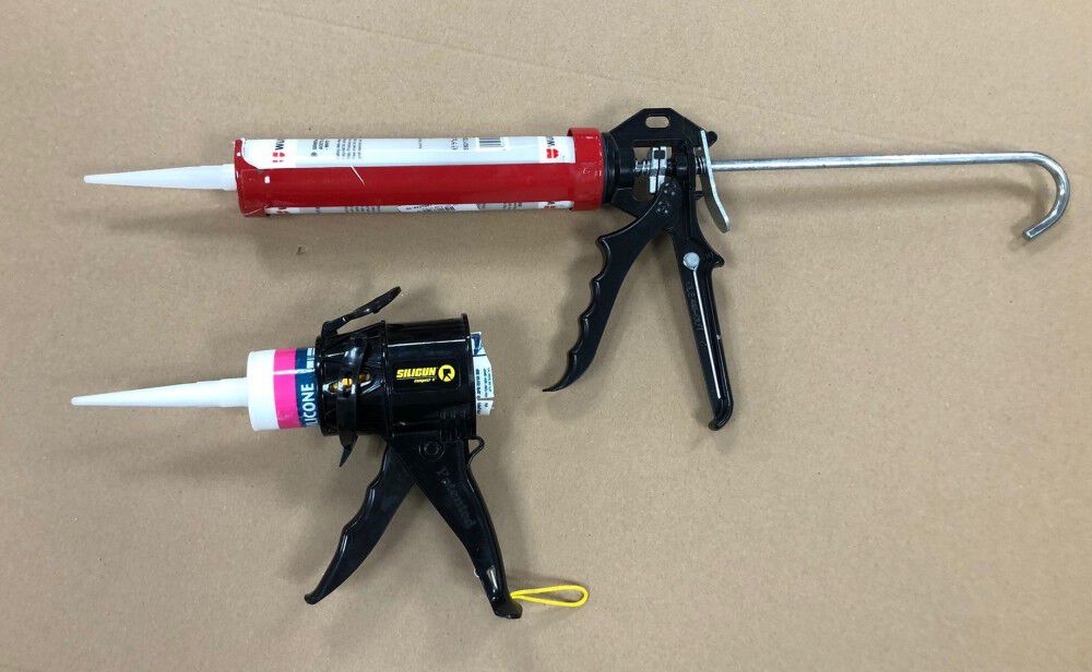 Siligun 4 Inch Compact Heavy-Duty Anti-Drip Caulk Gun for 10