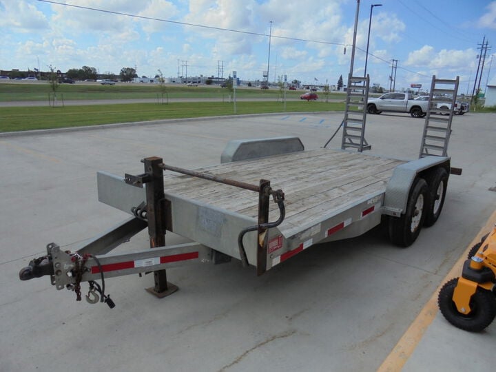 Diamond C 16 Ft Tandem Axle Equipment Trailer Used 2011, large image number 3