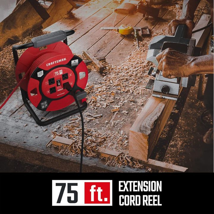 CRAFTSMAN 75 Foot Retractable Extension Cord Reel with 4 Outlets, large image number 5