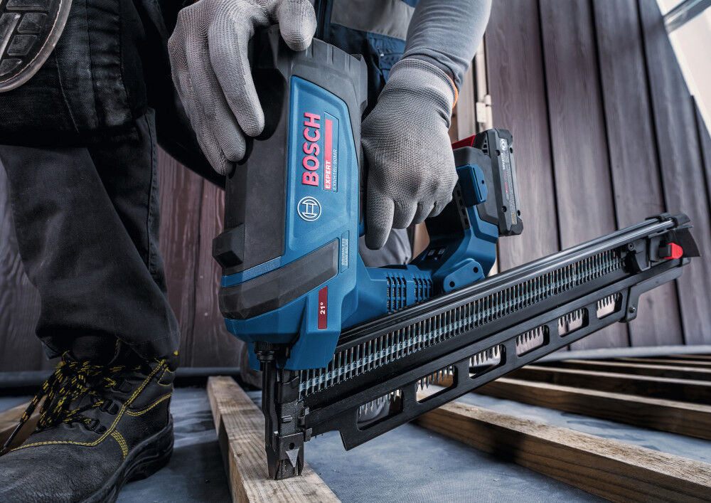 Bosch EXPERT 18V 21-Degree Framing Nailer Kit, large image number 4