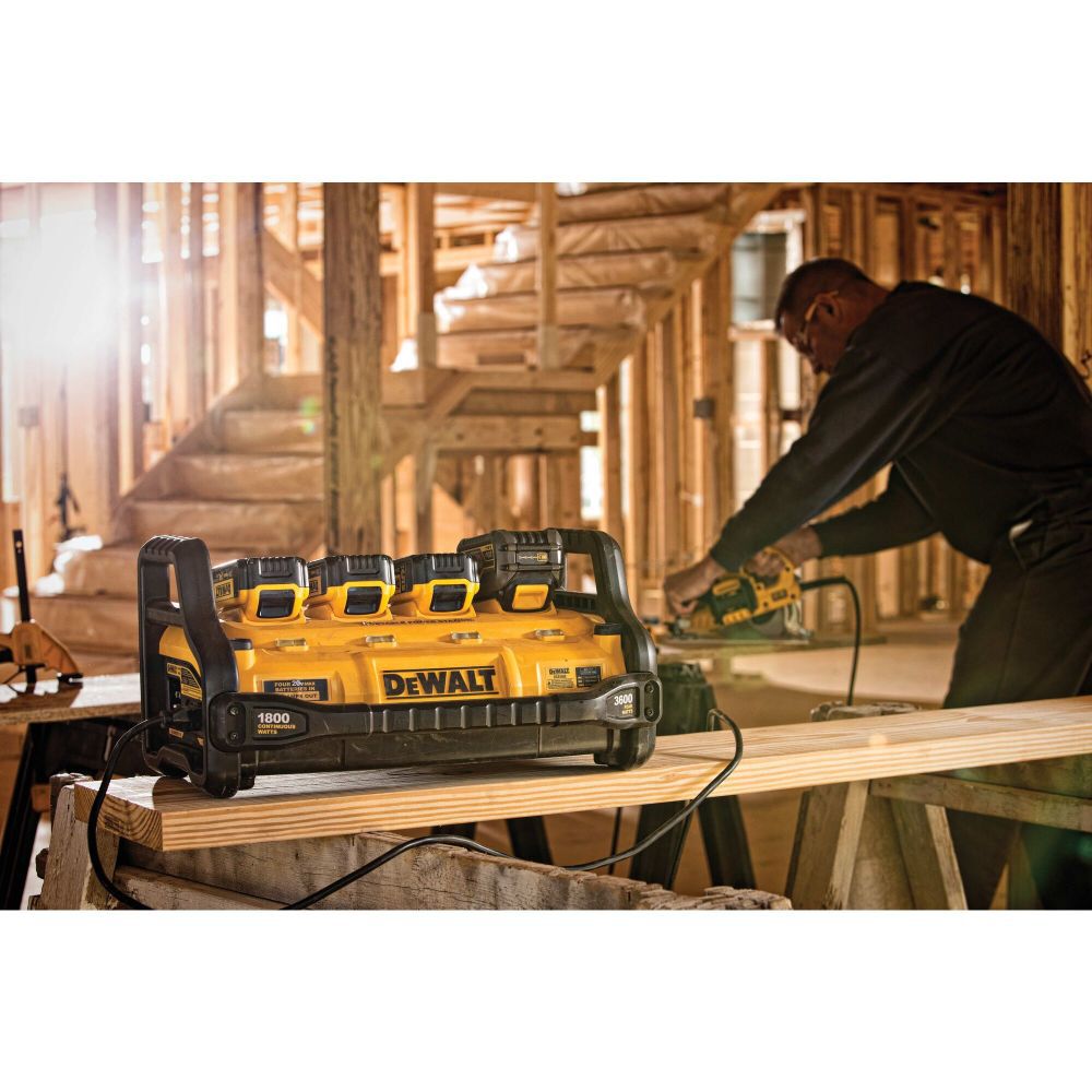 Dewalt 1800 watt power station clearance