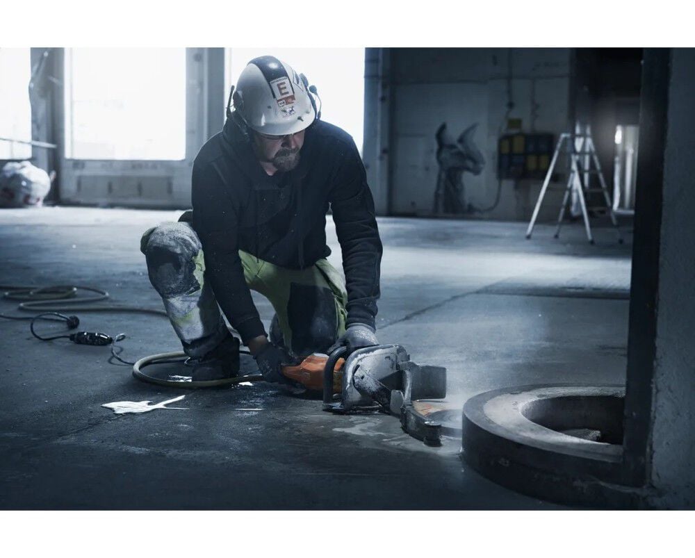 Husqvarna Construction K 4000 Cut-N-Break 120V 2.4HP 16 Inch Power Cutter Body Only Reconditioned, large image number 8
