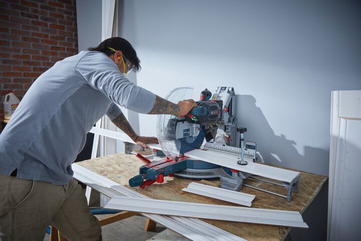 Bosch PROFACTOR 18V Surgeon 12in Dual Bevel Glide Miter Saw Kit, large image number 11