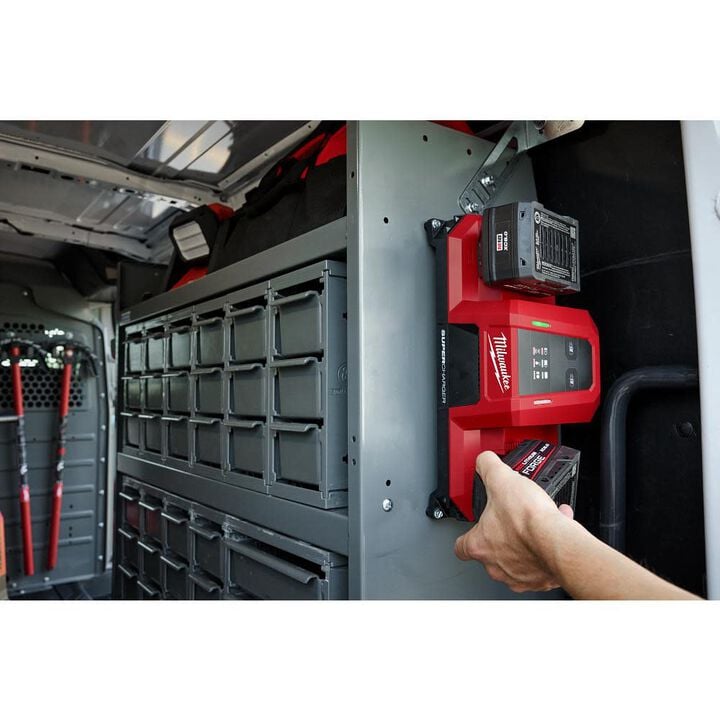 Milwaukee M18 Dual Bay Simultaneous Super Charger with 4 Point Mounting, large image number 9