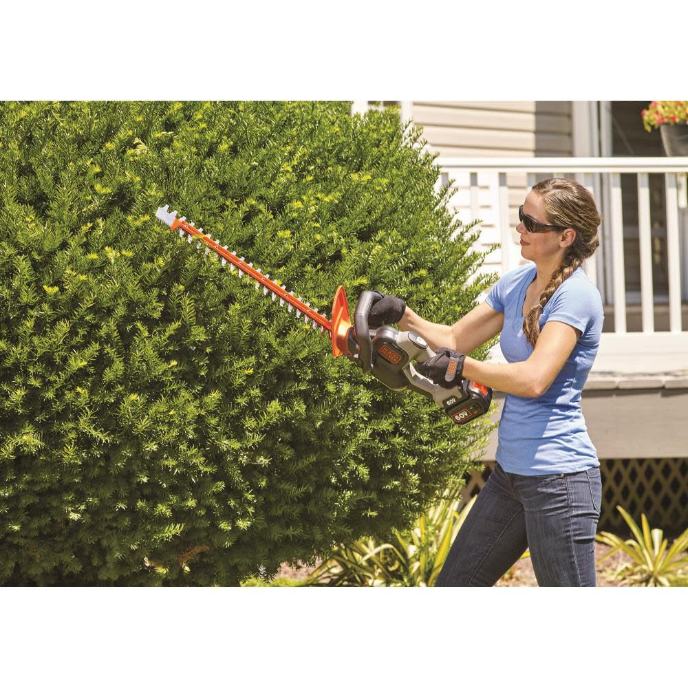BLACK+DECKER LHT360CFF 60V Max Powercut 24 Cordless Hedge Trimmer Renewed 