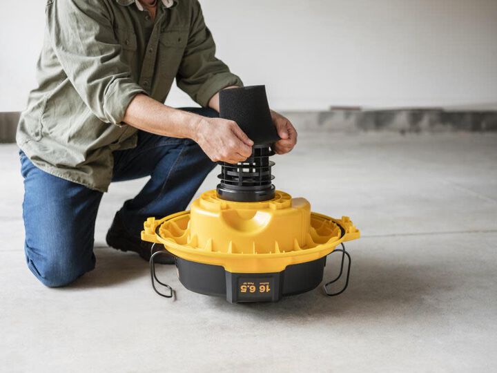 Vacmaster Professional 16 Gallon Poly Wet/Dry Vac, large image number 2