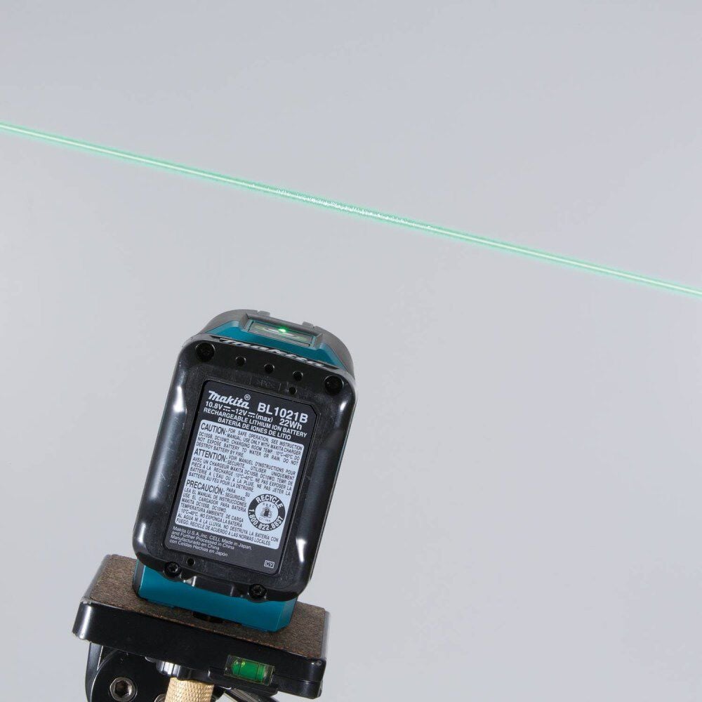 Makita 12V max CXT Self-Leveling Cross-Line/4-Point Green Beam Laser Kit, large image number 5