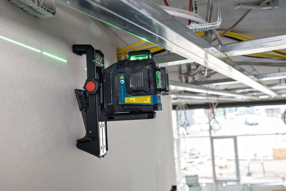 Bosch 3.7V 360-Degree Green-Beam Three-Plane Leveling and Alignment Laser, Reconditioned, large image number 7