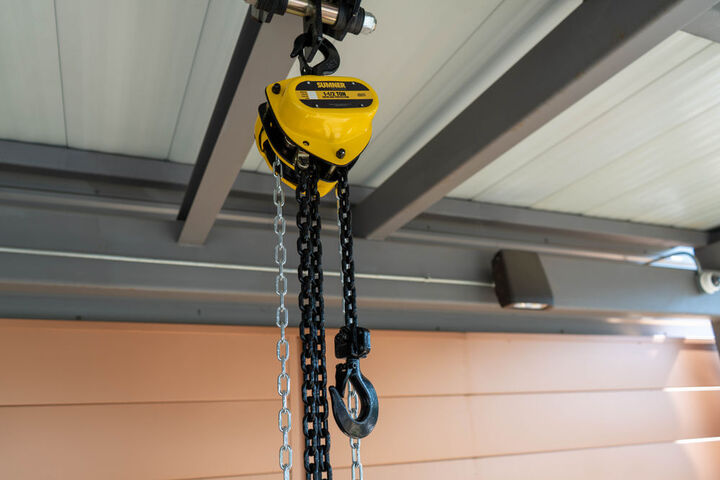 Sumner PCB150C10WO 1-1/2 Ton Chain Hoist 10 ft. Chain Fall with Overload Protection, large image number 8