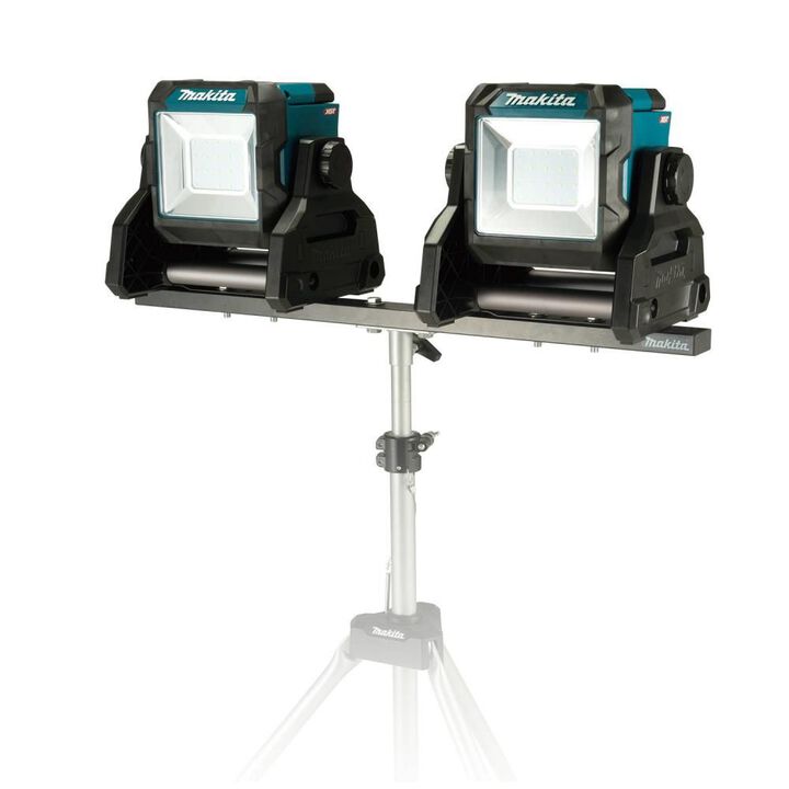 Makita Promotional 40V max XGT L.E.D. Work Light Cordless (Bare Tool), large image number 1