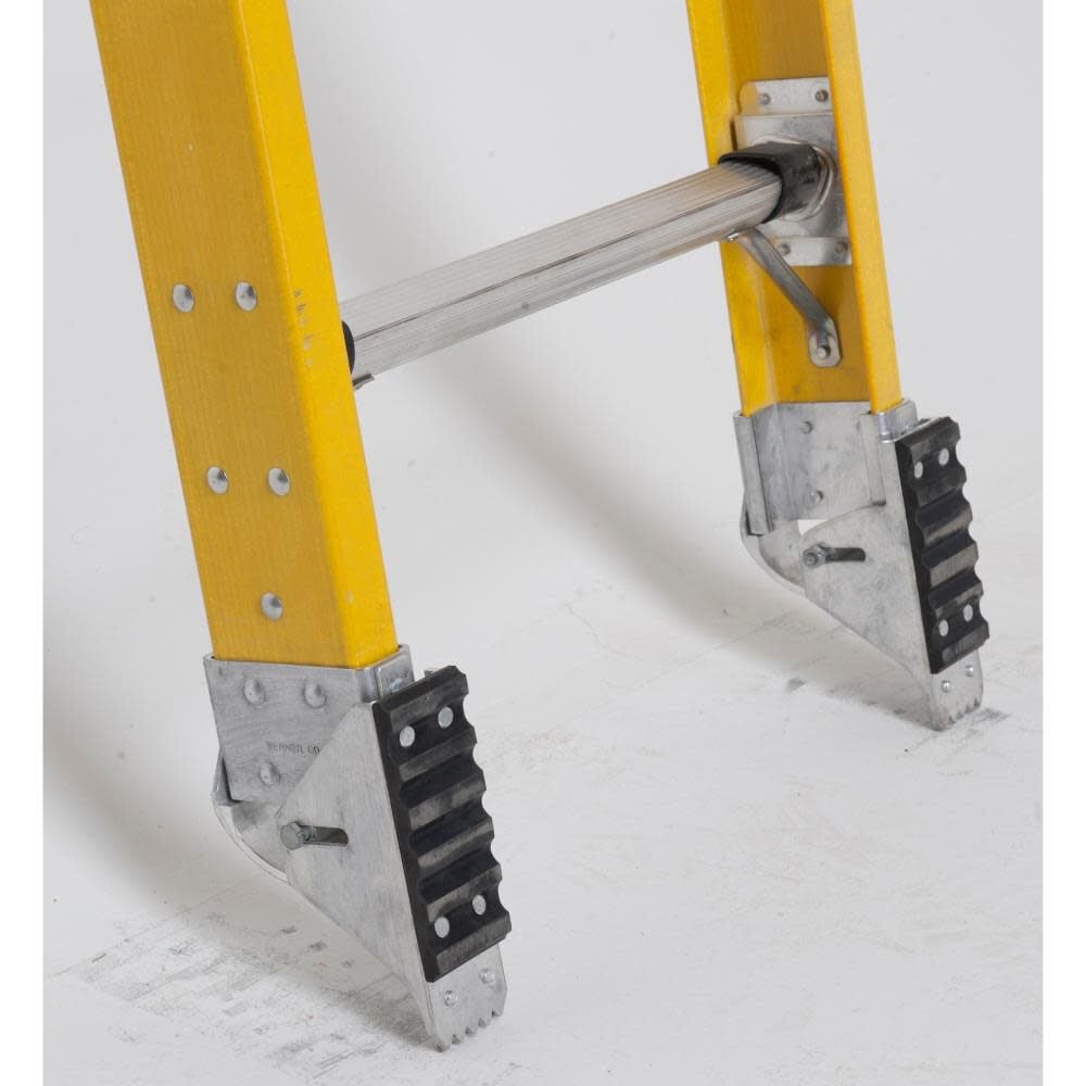 Werner Type IAA Fiberglass Extension Ladder, large image number 4