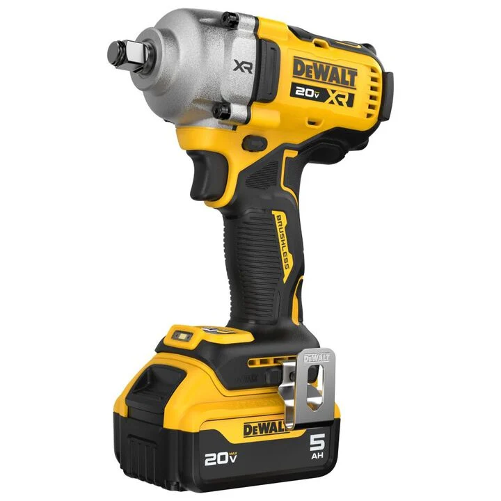 DEWALT 20V MAX XR 1/2 Inch Mid-Range Impact Wrench Kit