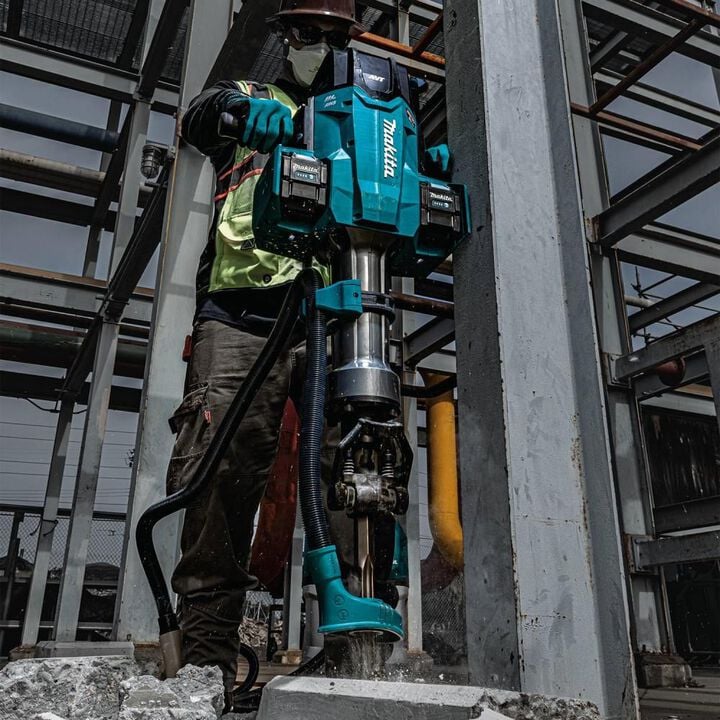 Makita 80V max (40V max X2) XGT Brushless 70 lb. 1-1/8 Inch Hex AVT Breaker Hammer 8 Ah Kit, AWS Capable, large image number 14
