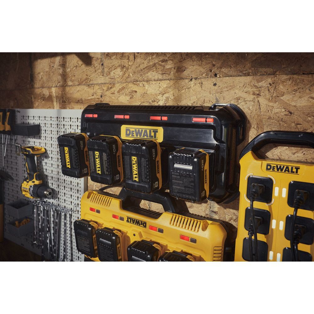 DEWALT 4 AMP Multiport Charger, large image number 8