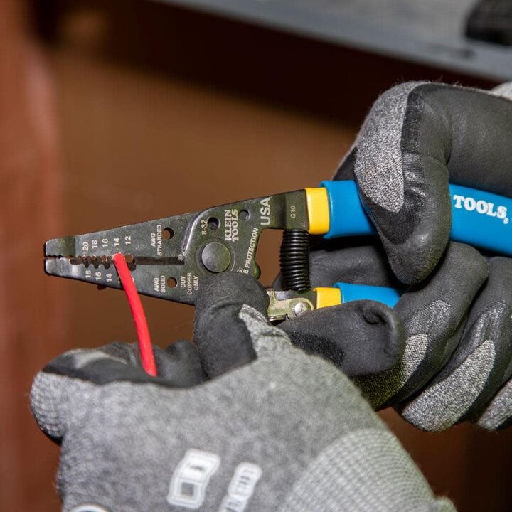 Klein Tools Kurve Wire Stripper/Cutter #10-18 Solid and #12-20 Stranded, large image number 5