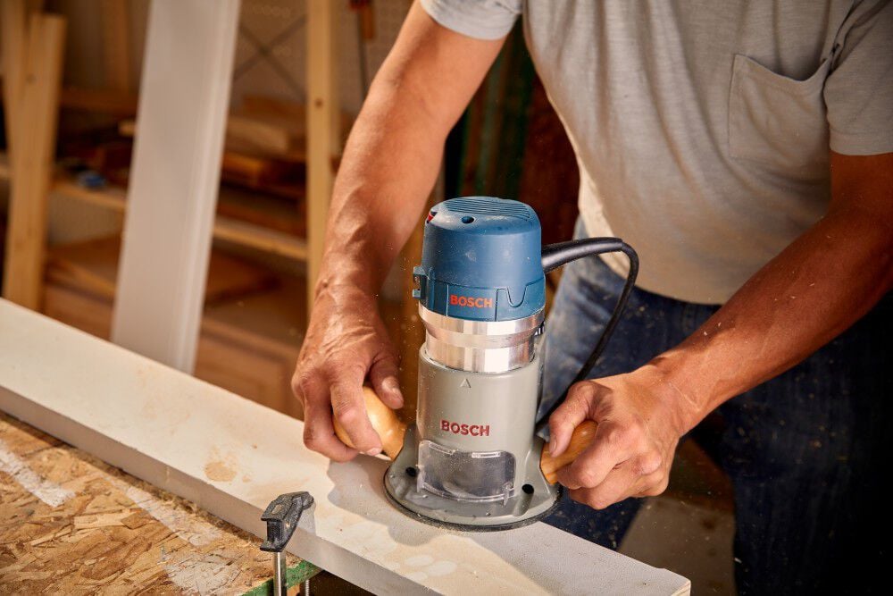 Bosch 2.25 HP Plunge and Fixed-Base Router Kit, large image number 3