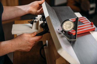 JET JJ-6HHBT 6 Inch Helical Head Benchtop Jointer, large image number 2