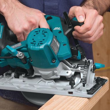 Makita 18V LXT Lithium-Ion Brushless Cordless 6-1/2 in. Circular Saw (Tool only), large image number 3