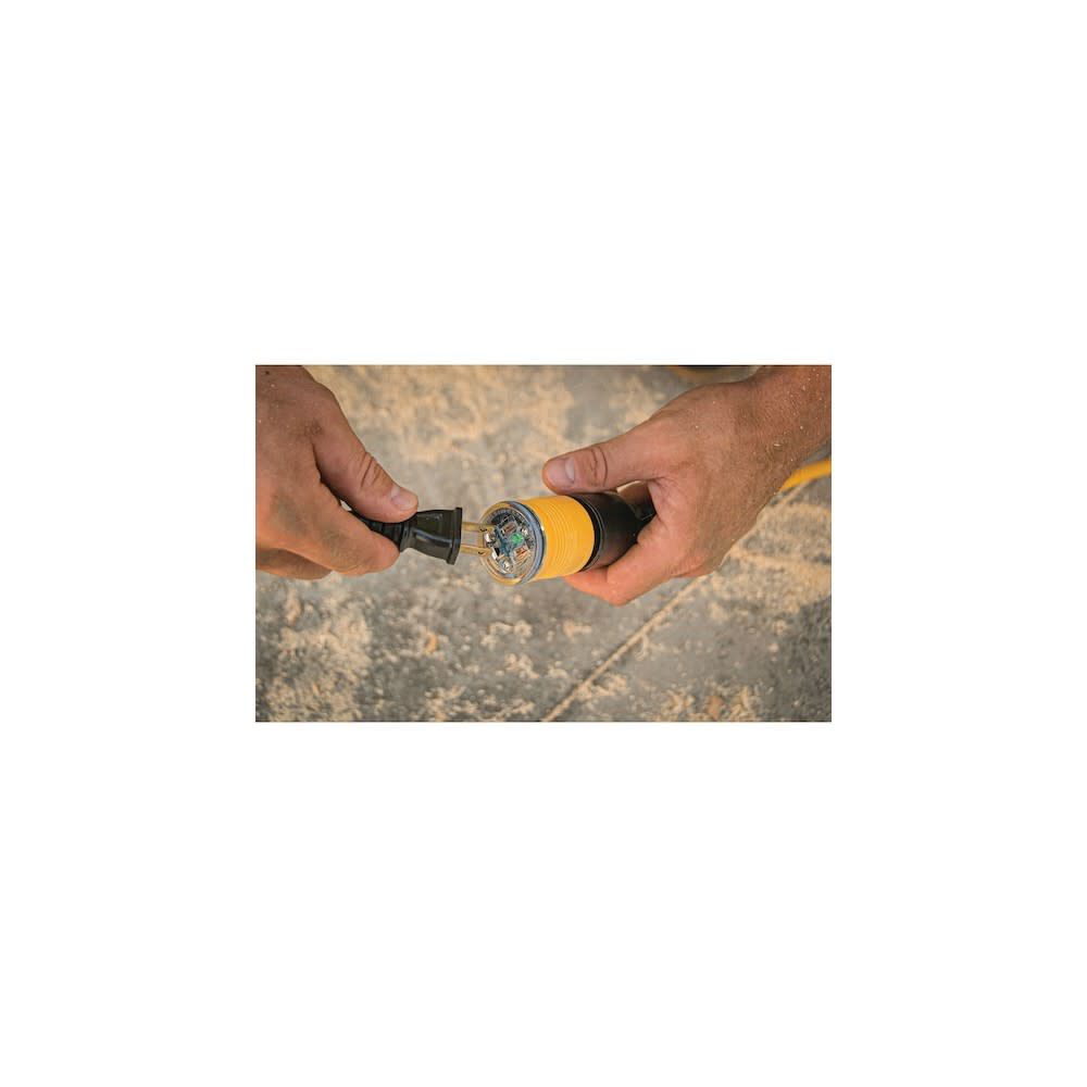 DEWALT 100 ft 10/3 SJTW Yellow Lighted Locking Extension Cord, large image number 4