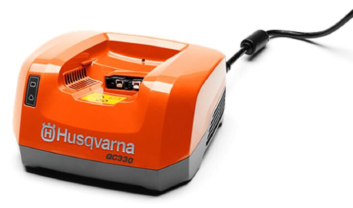 Husqvarna Construction Promotional Battery Charger QC330, large image number 2