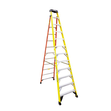 Werner LEANSAFE 12 ft Type IAA Fiberglass Leaning Ladder