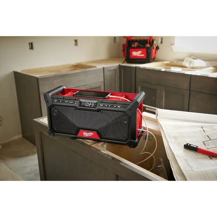 Milwaukee M18 Bluetooth Jobsite Radio (Bare Tool) and M18 Rover Dual Power Flood Light (Bare Tool) Bundle, large image number 8