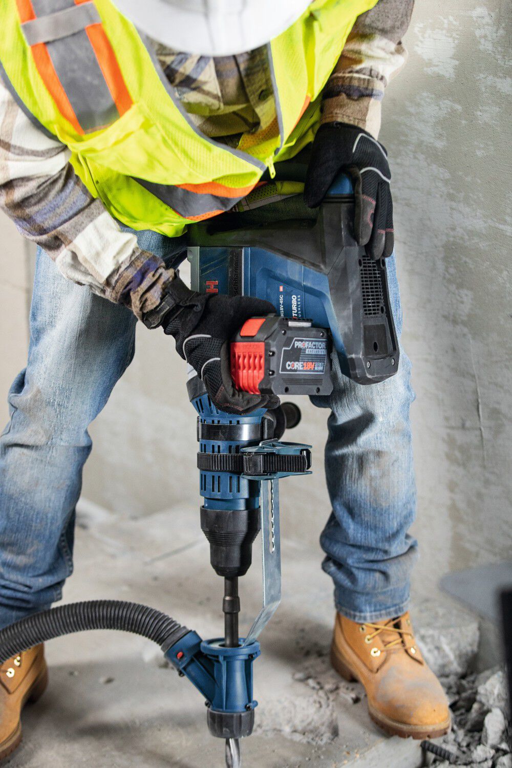 Bosch 18V Hitman SDS max 1 7/8 in Rotary Hammer Kit with 2 CORE18V 8Ah PROFACTOR Batteries Factory Reconditioned, large image number 6