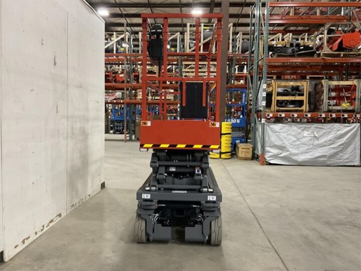 Skyjack 19' 500 lbs DC Electric Scissor Lift with E-Drive, large image number 7