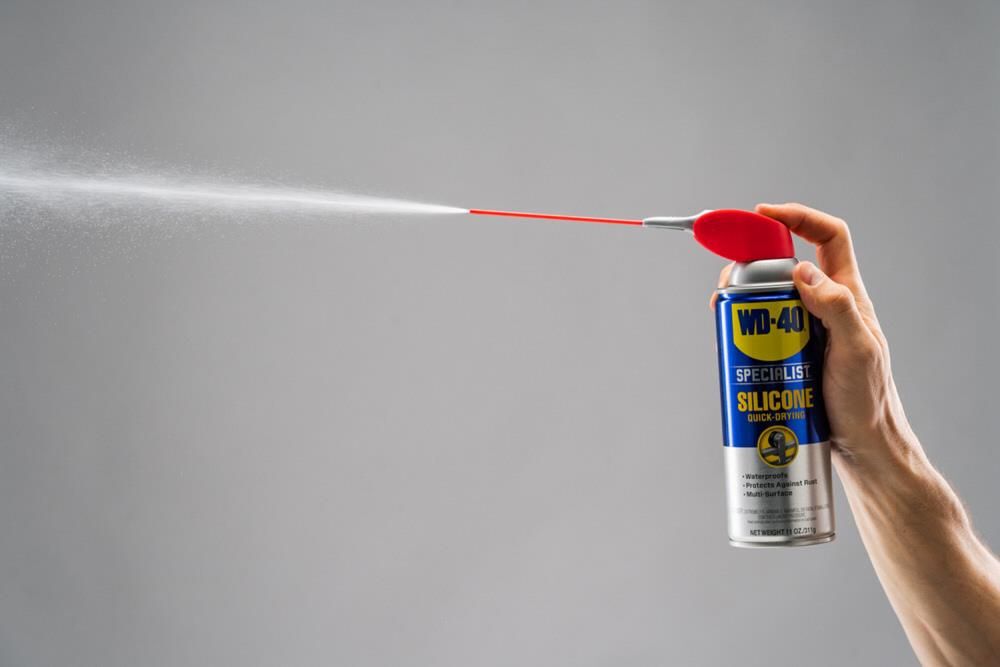WD40 Water Resistant Silicone Lubricant, large image number 4
