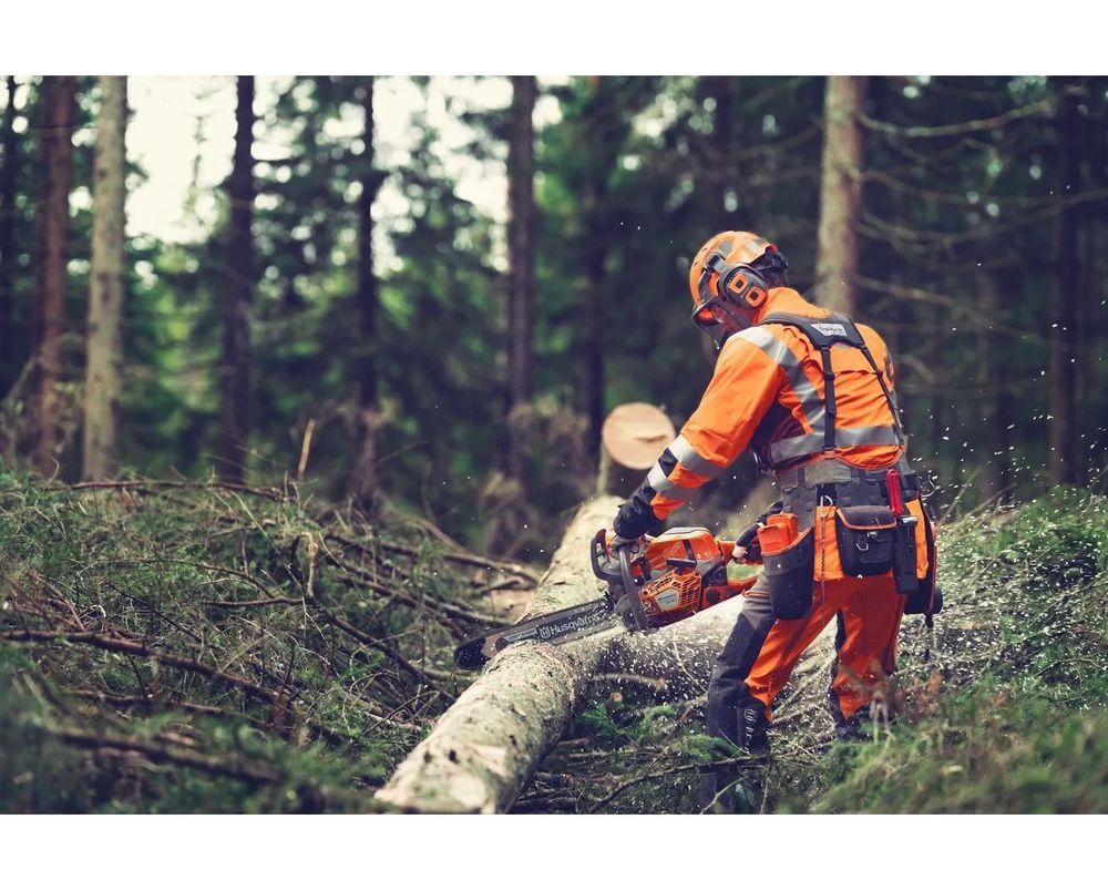 Husqvarna 564 XP G Fuel Injected 20 Inch X-Tough RSN 3/8 Inch C85 Chainsaw, large image number 10