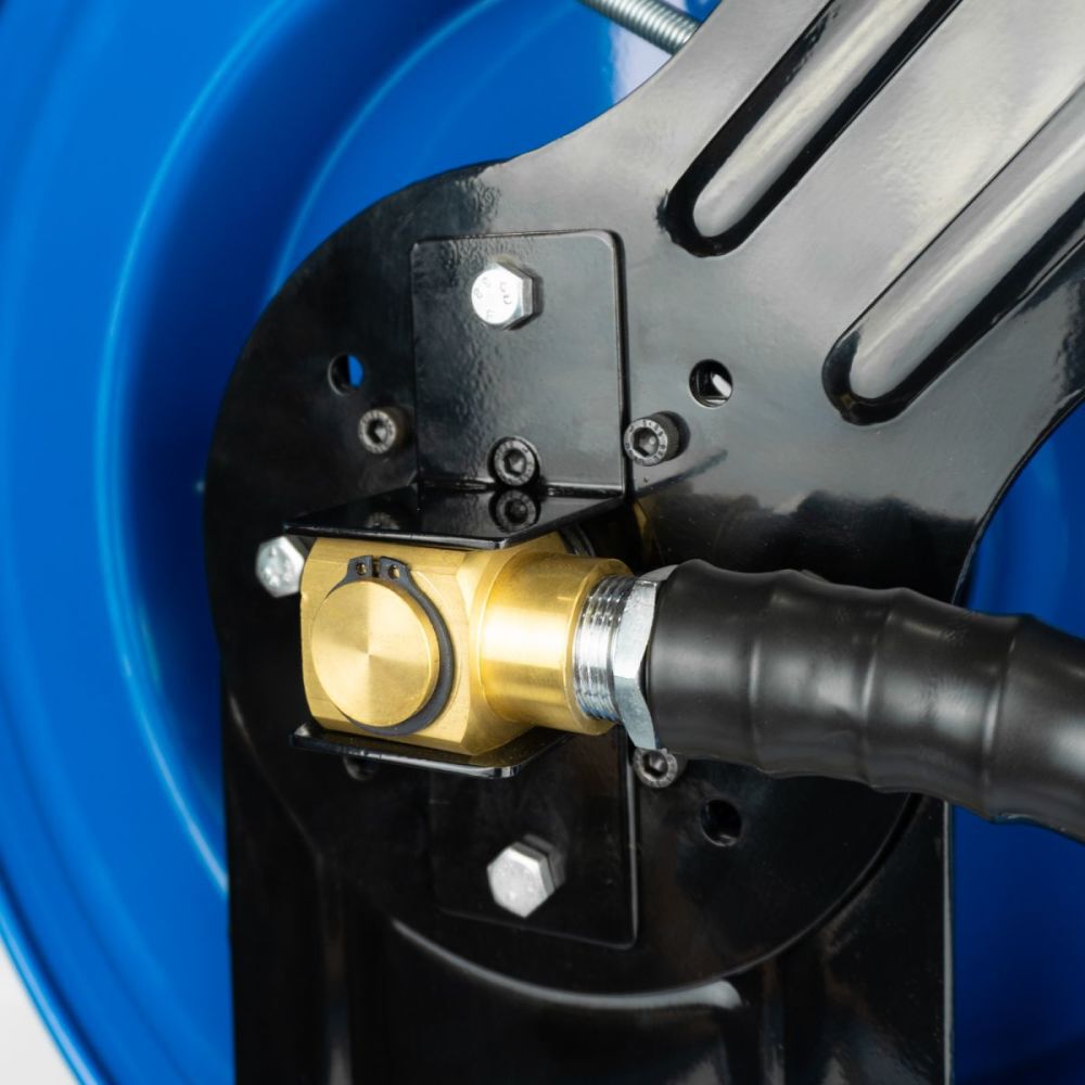 BluBird OilShield 1 Inch x 30 Ft. Rubber Fuel Transfer Hose Reel Assembly, large image number 3