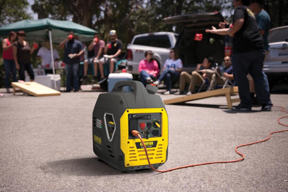 Champion Power Equipment 2000 Watt Ultralight Portable Dual Fuel