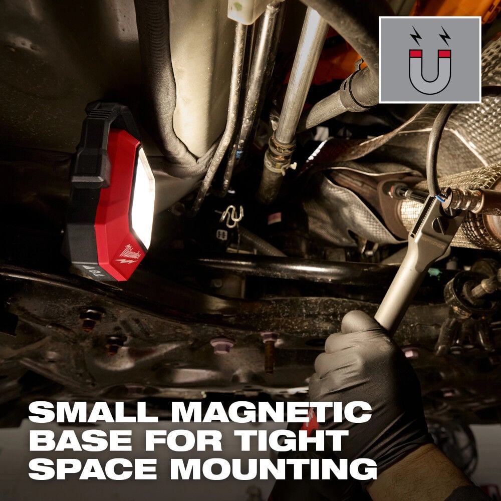 Milwaukee Rechargeable Pivoting Task Light with Spot Mode, large image number 6