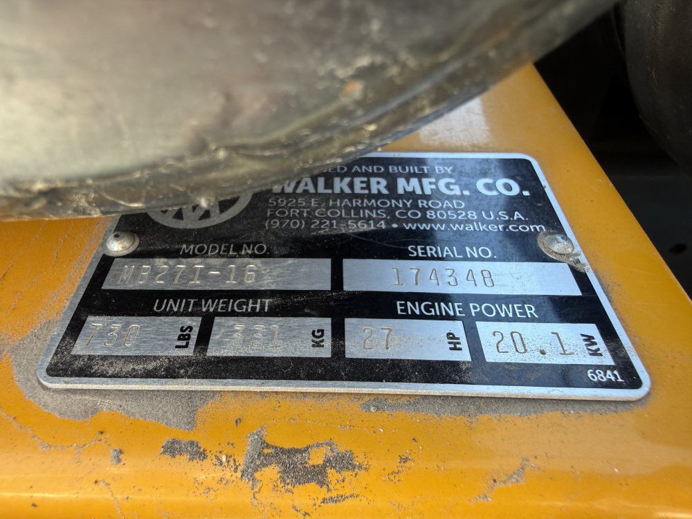 Walker B27i 48 Inch 26.5HP Zero-Turn Lawn Mower Used 2021, large image number 13