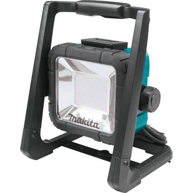 Makita 18V LXT Lithium-Ion Cordless/Corded L.E.D. Flood Light (Bare Tool)