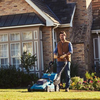 Makita 18V X2 (36V) LXT Lawn Mower Kit 21in Self Propelled with 4 Batteries, large image number 10