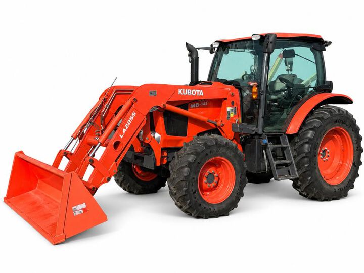 Kubota M6-141DTC-F-1 4WD 141HP Diesel Tractor with Loader - Used 2018