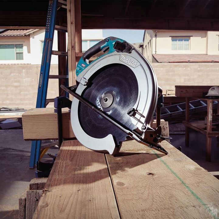 Makita 40V Max XGT Brushless Cordless 16-5/16 Inch AWS Capable Circular Saw Kit, large image number 4