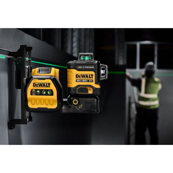 DEWALT 20V MAX* XR 3 x 360 High Precision Green Laser Level, large image number 9