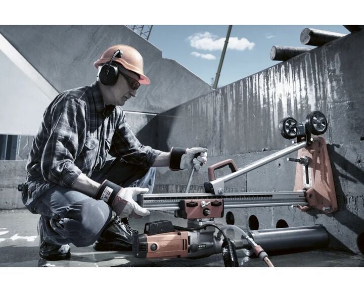 Husqvarna Construction DMS 240 120V 3.3HP 10 Inch Core Drill Refurbished, large image number 8