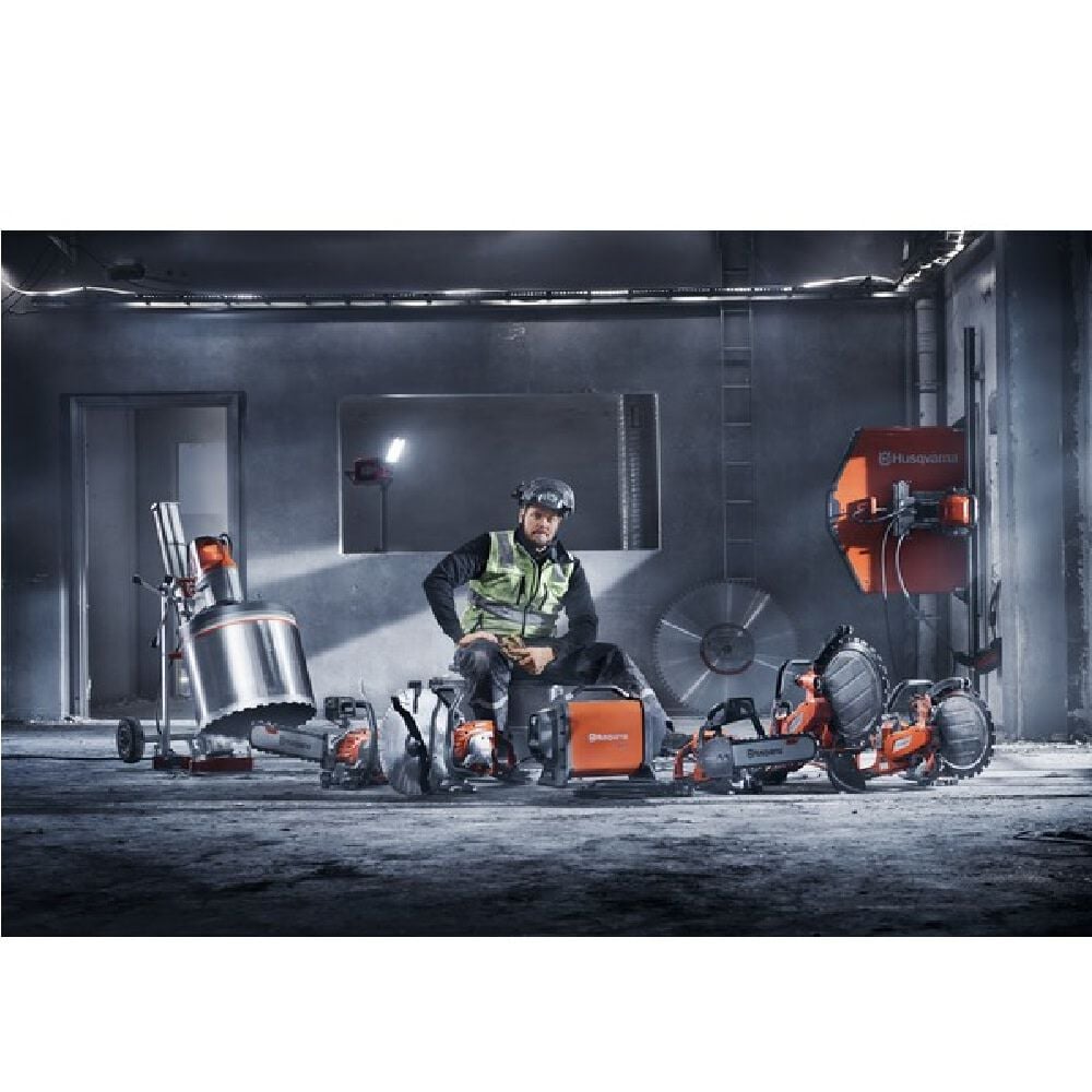 Husqvarna Construction K 7000 Ring 7.4HP 14 Inch Electric Cutter Body Only Reconditioned, large image number 11